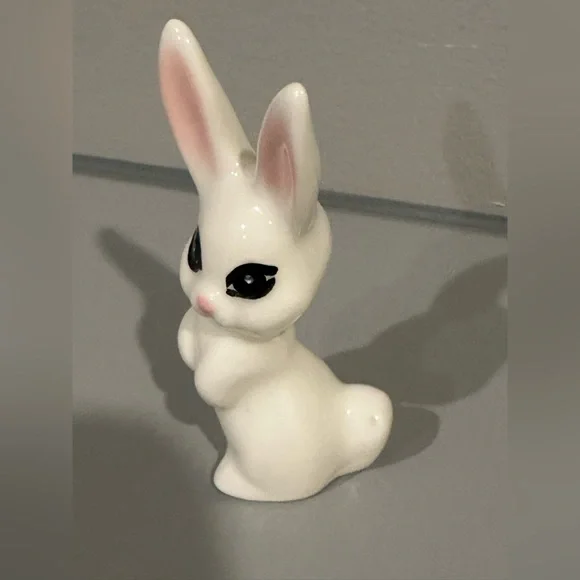 Vintage Rabbit Coin Bank Plus Two Rabbit Figurines CLOSET CLEAR OUT TODAY - Picture 7 of 12